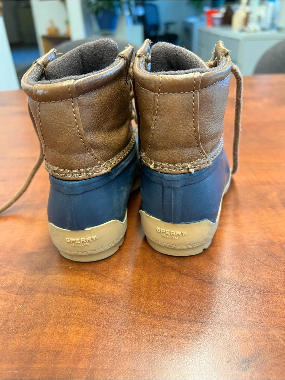 Sperry Kids Navy and Brown Lace-Up Rain Boots Sz 8T